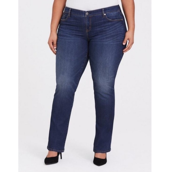 NWT Torrid Slim Boot Jean - Vintage Stretch Dark Wash - Picture 1 of 8